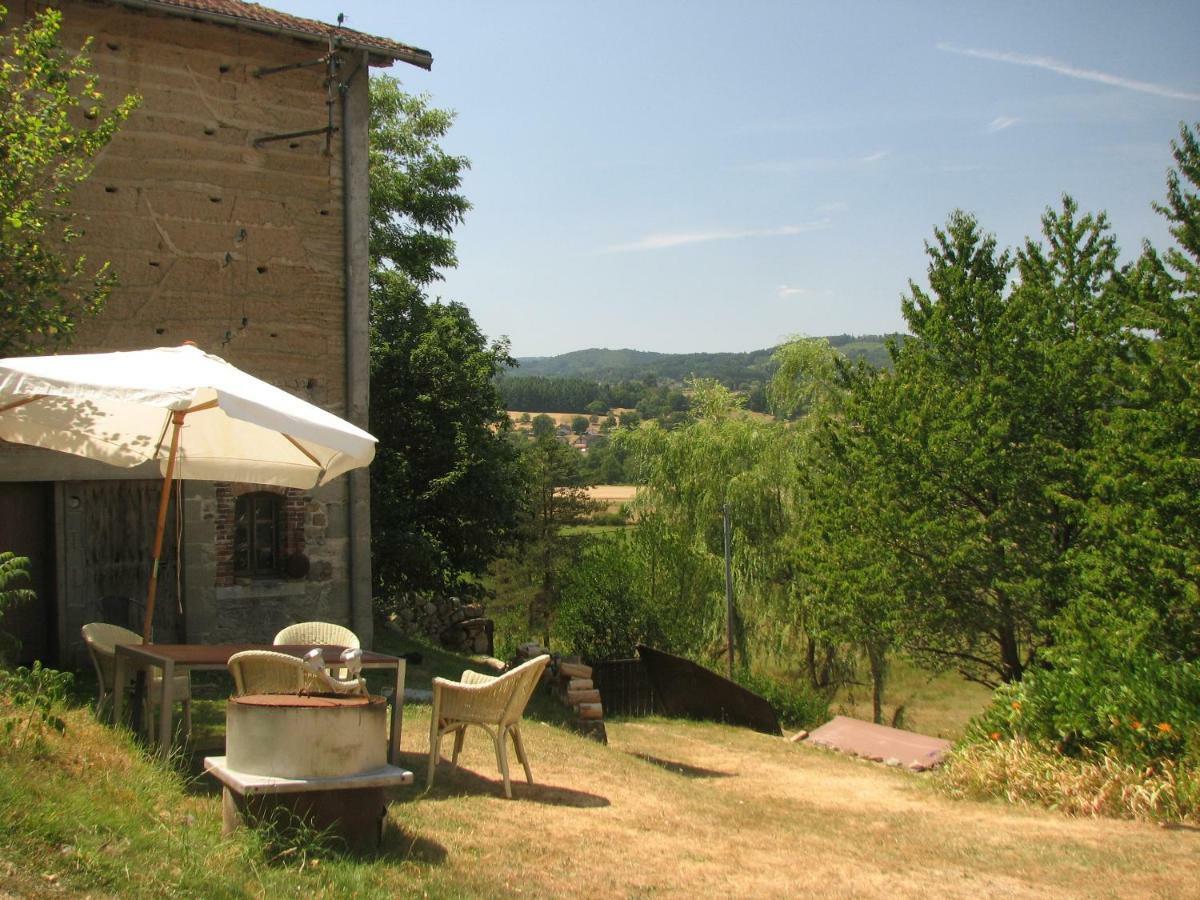 Camping La Vallee Verte Ambert Exteriér fotografie