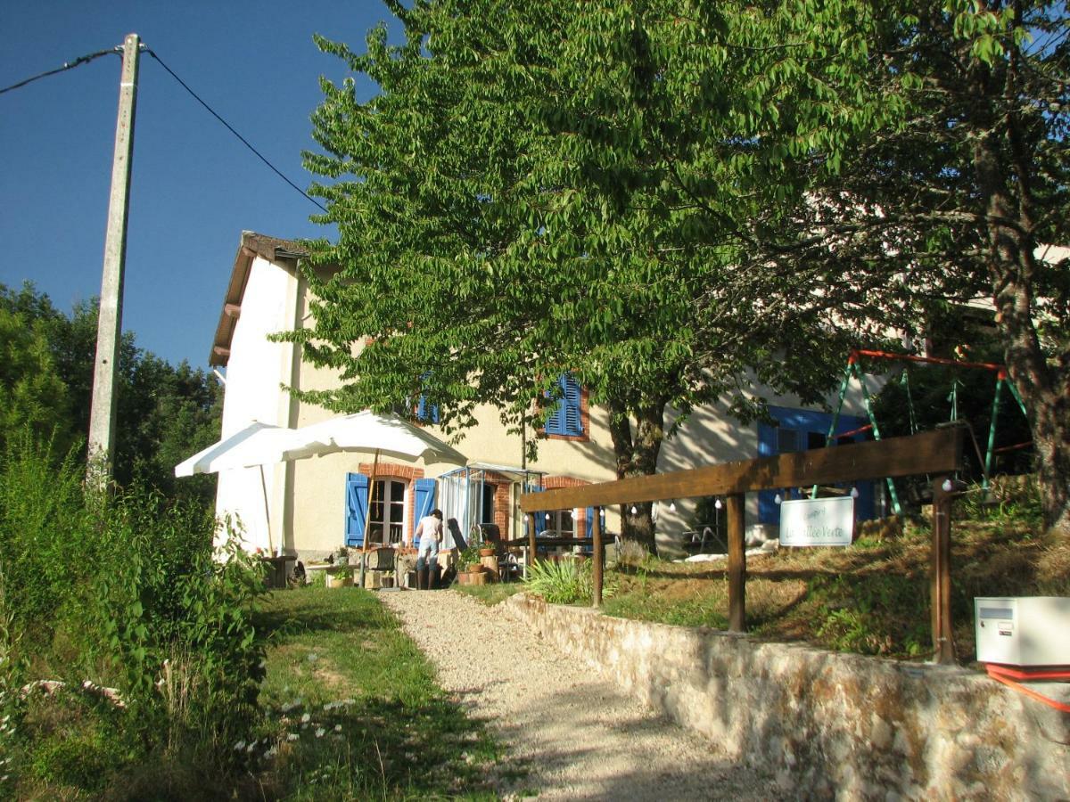 Camping La Vallee Verte Ambert Exteriér fotografie